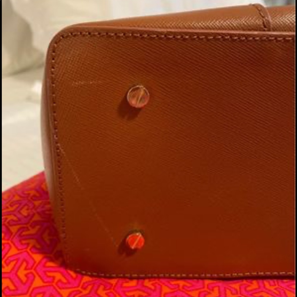 Tory Burch large Robinson dome satchel - Picture 4 of 7